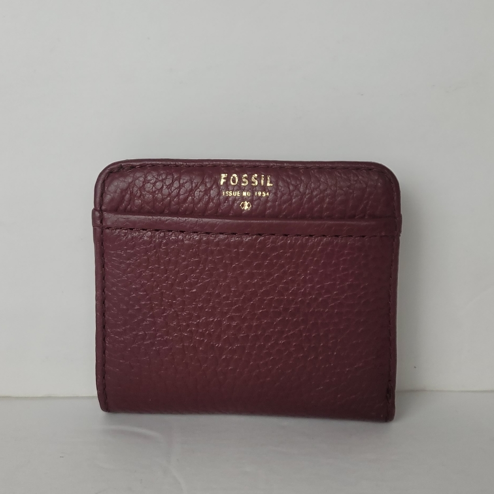 Fossil Bi Fold Wallet Maroon - image 1